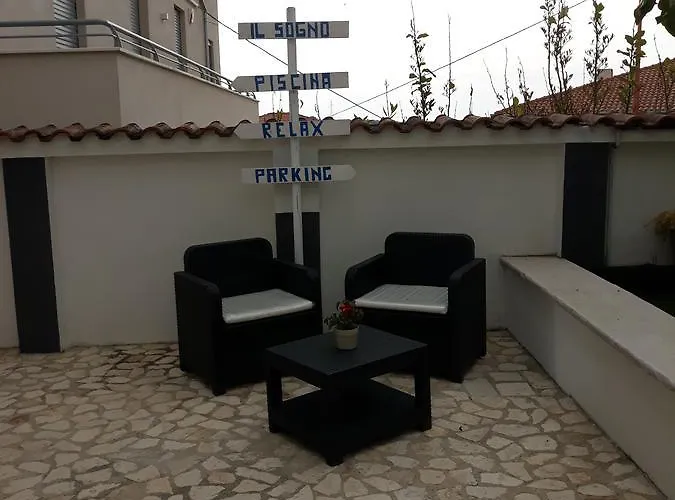 Il Sogno לינה וארוחת בוקר 4*